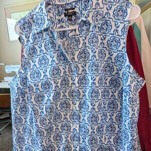 Talbots "Perfect Shirt", Italian blue and white tile pattern, sleeveless, 18WP